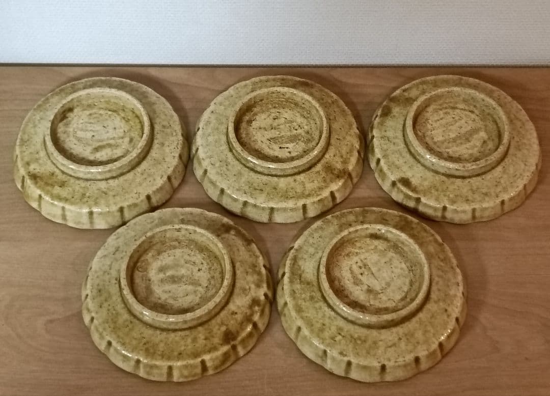 三代加藤作助造　黄焼向付　加藤精一作　黄瀬戸焼　向付　春二