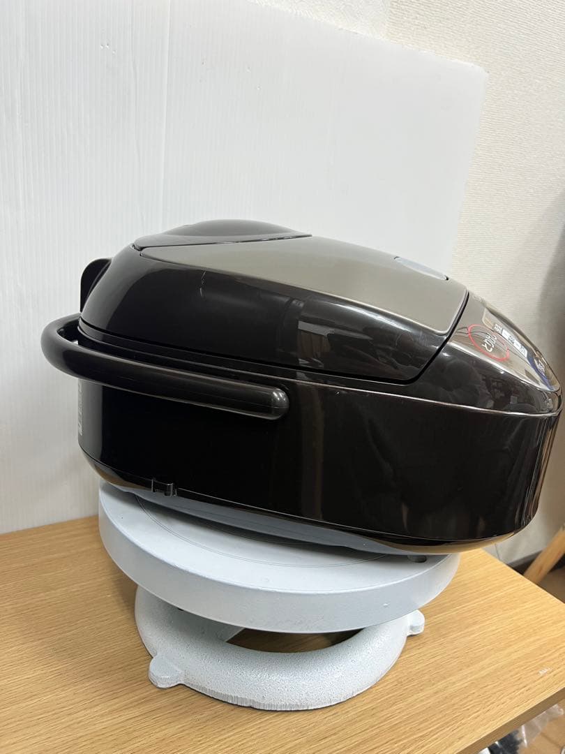 ZOJIRUSHI NW-VB10 IH炊飯器1.0L /5.5合2021 年製