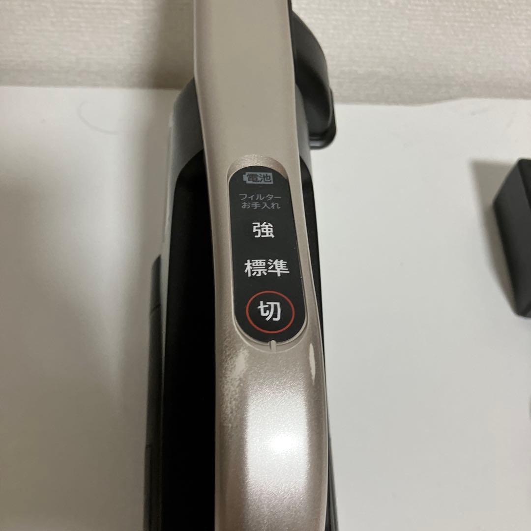 日立　コードレスクリーナー　掃除機　PV-BL3K　ラクかるスティック　本体のみ