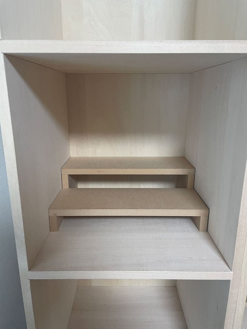 （伊勢原様引き取り）マルゲリータ　タワー型本棚　5コマ　②