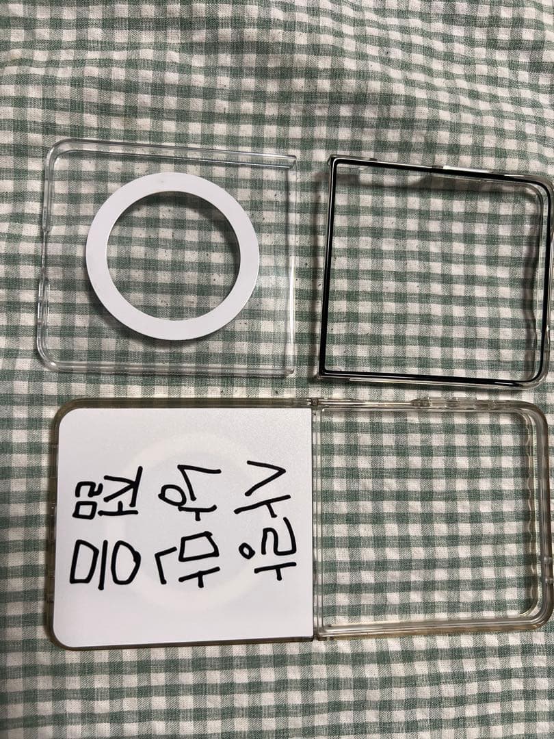 折りたたみ式スマートフォン ミント galaxy flip7