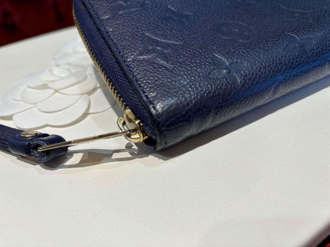 ルイヴィトン モノグラム アンプラント スクレットロン ネイビー 長財布