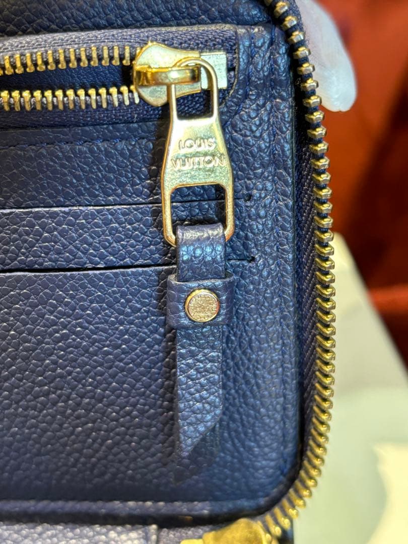 ルイヴィトン モノグラム アンプラント スクレットロン ネイビー 長財布
