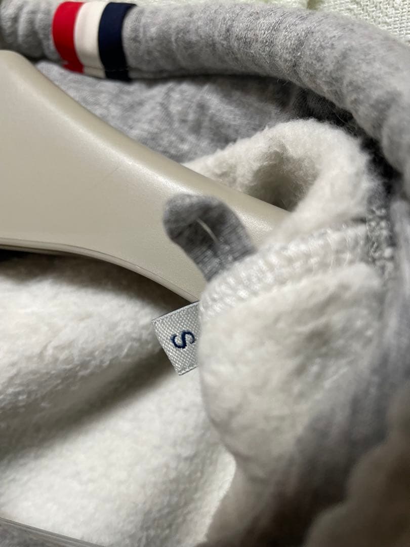 MONCLER ハイネックトレーナー　デカワッペン