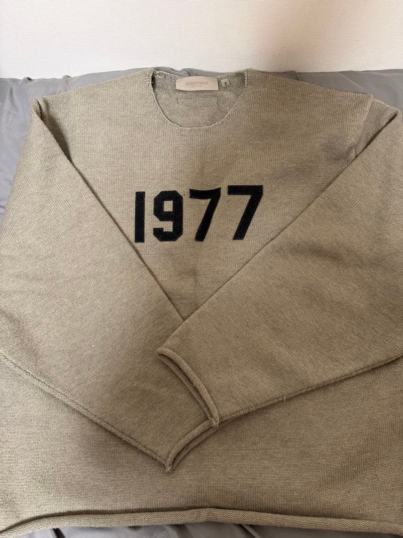 FEAR OF GOD essentials 1977 ニット