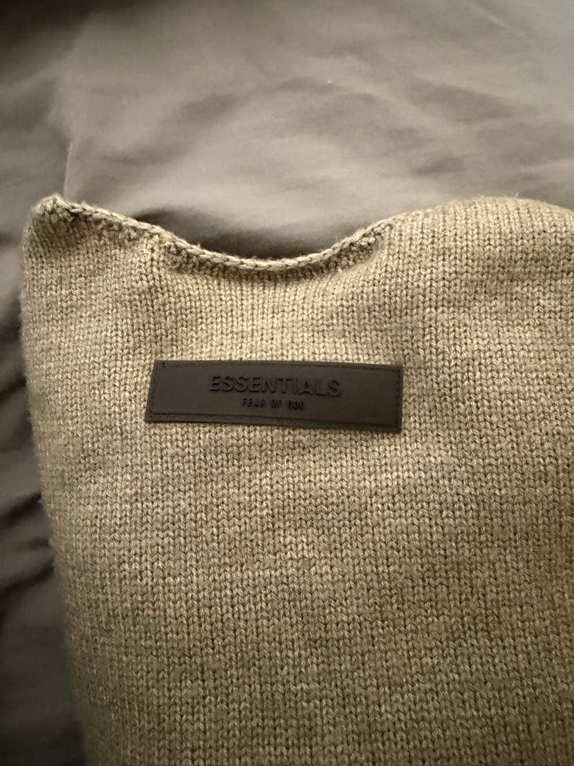 FEAR OF GOD essentials 1977 ニット