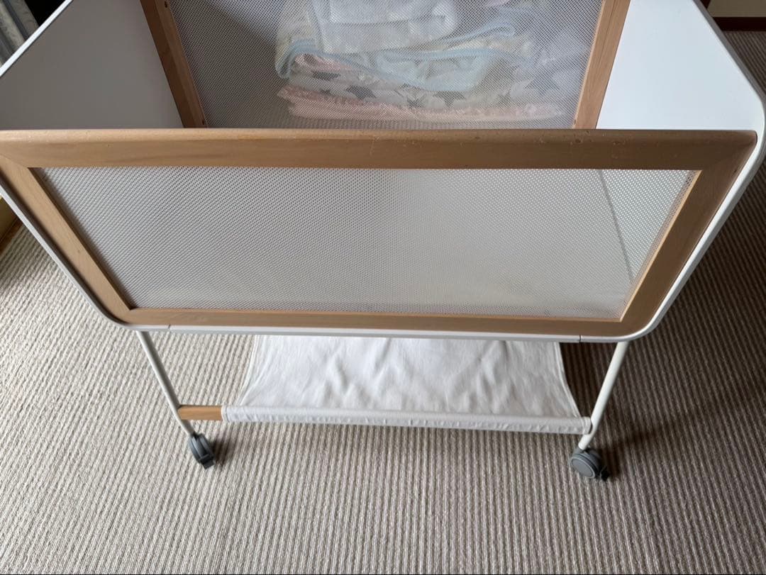 リリワゴン2　コンパクトベビーワゴン リリワゴンⅡ ホワイト