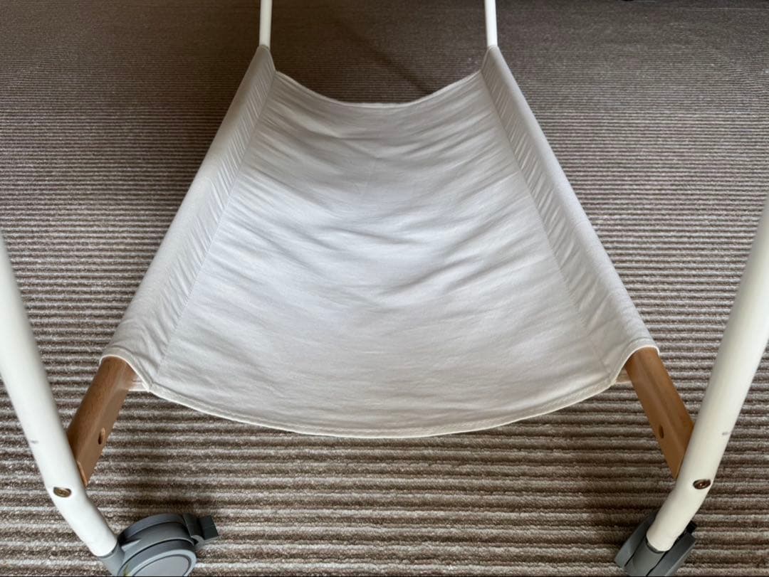 リリワゴン2　コンパクトベビーワゴン リリワゴンⅡ ホワイト