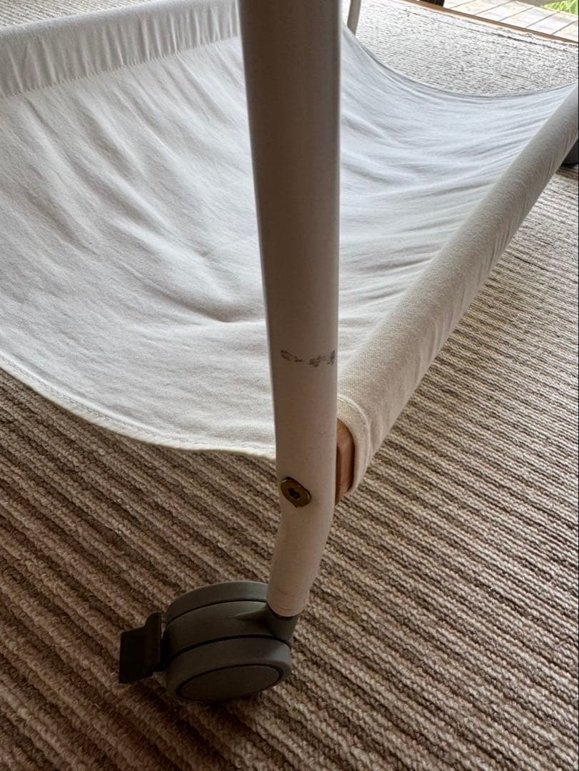 リリワゴン2　コンパクトベビーワゴン リリワゴンⅡ ホワイト