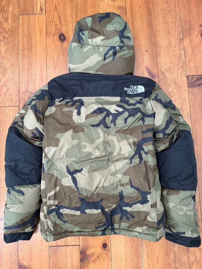 ノースフェイス　バルトロライトジャケット　ウッドランドカモ　Mサイ