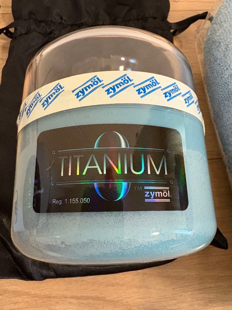 ADVANCE 様ZYMOL（ザイモール）Titanium Glaze