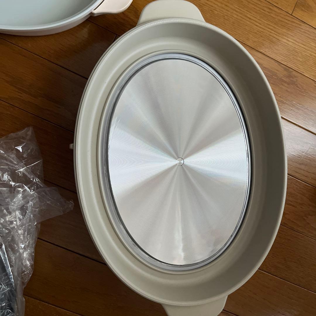 新品未使用　BRUNO オーバルホットプレート グレージュ