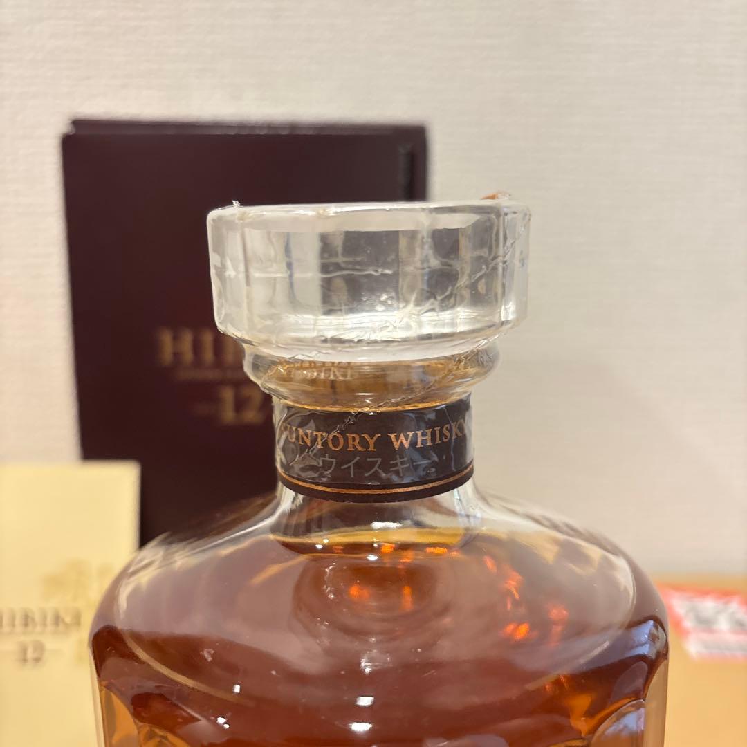 サントリーウイスキー響12年　700ml 冊、箱付き　未開封　古酒　（1）