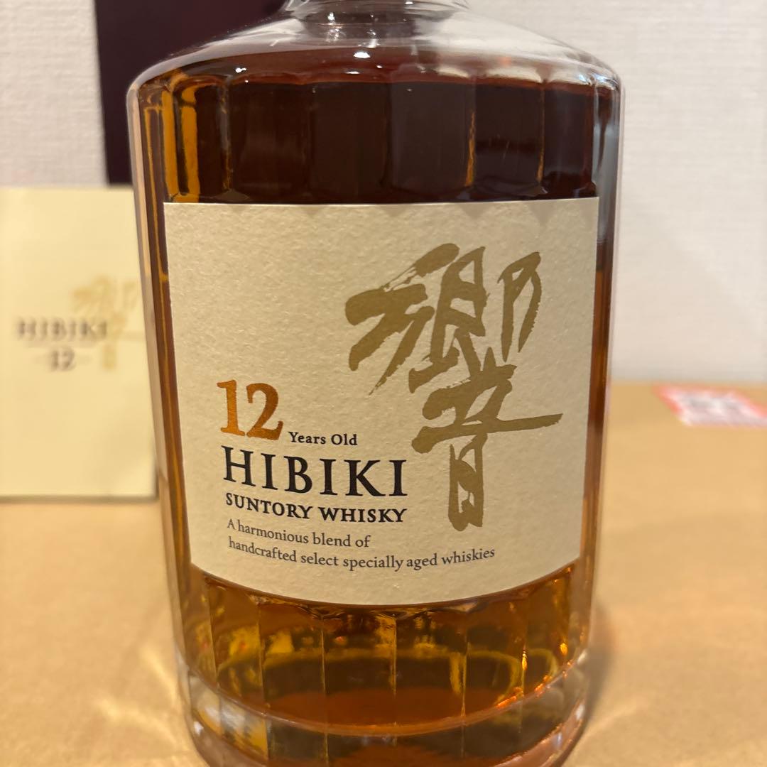 サントリーウイスキー響12年　700ml 冊、箱付き　未開封　古酒　（1）