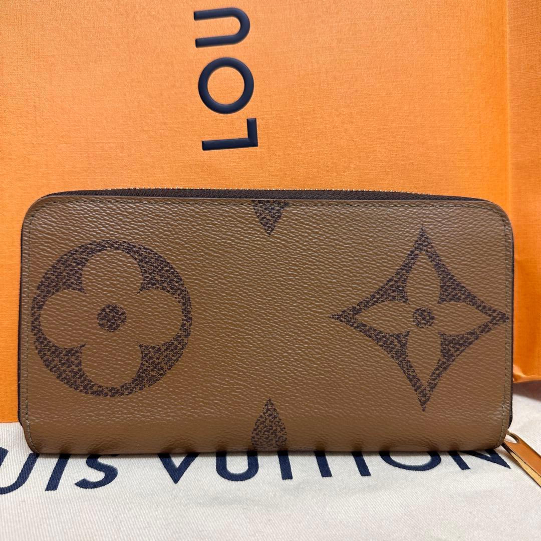 【使用わずか】ルイヴィトン ジッピー モノグラム リバース ジャイアントRFID