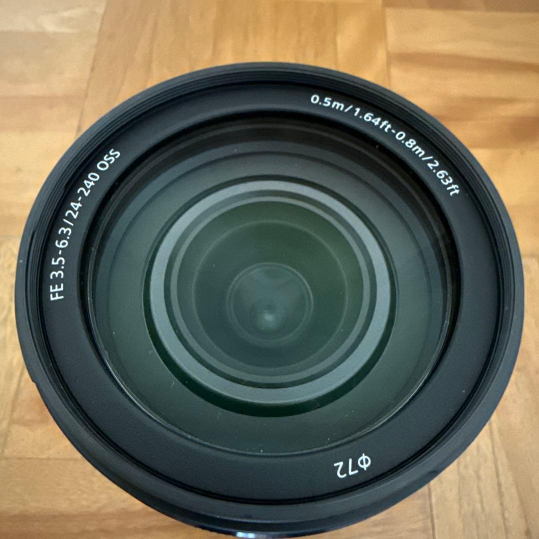 Sony FE 24-240mm F3.5-6.3 OSS ズームレンズ