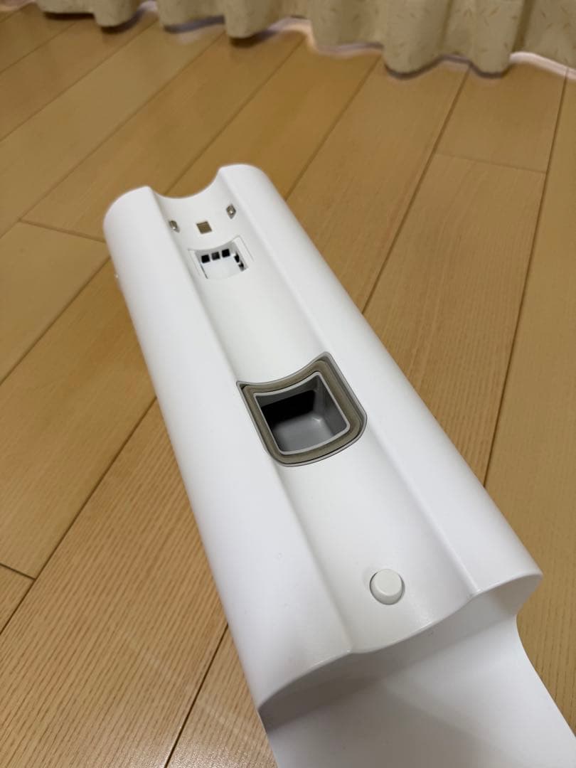 m*n様 Panasonic スティッククリーナー MC-NS10K-W　パナソ