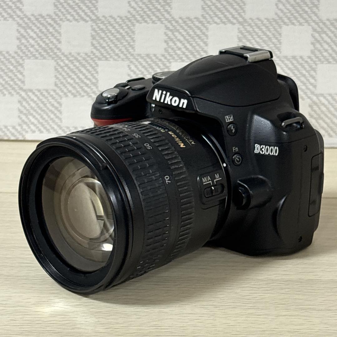 Nikon ニコン D3000 デジタル一眼レフカメラ レンズセット