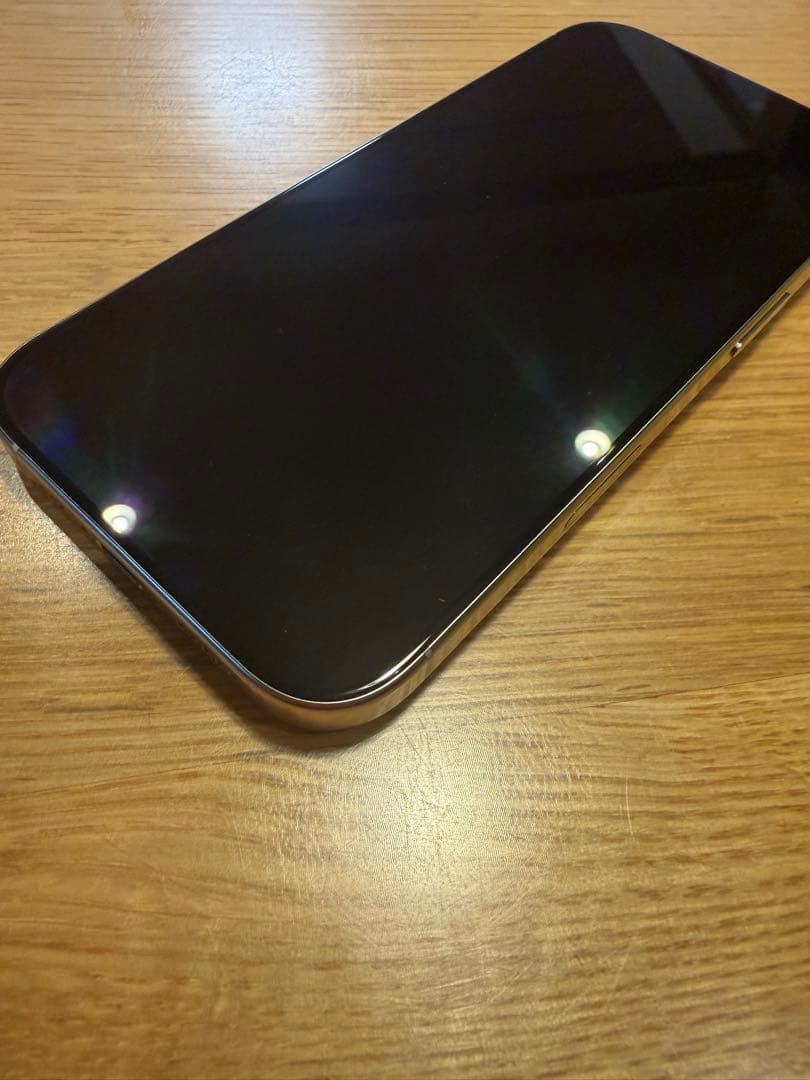 【Simフリー】iPhone 16 Pro 256GB ナチュラルチタニウム