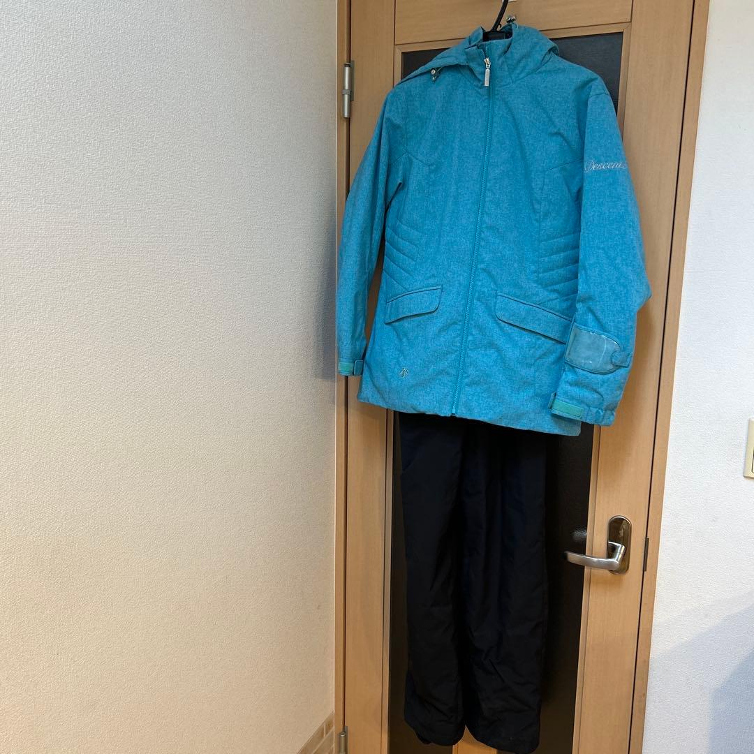 女性用DESCENTEスキーウェア上下 ブルー/ブラック