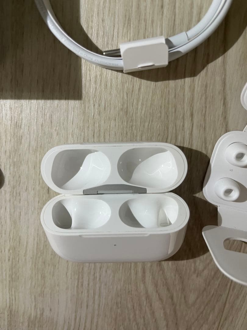 airpodspro 第一世代　アルコール除去清掃済み