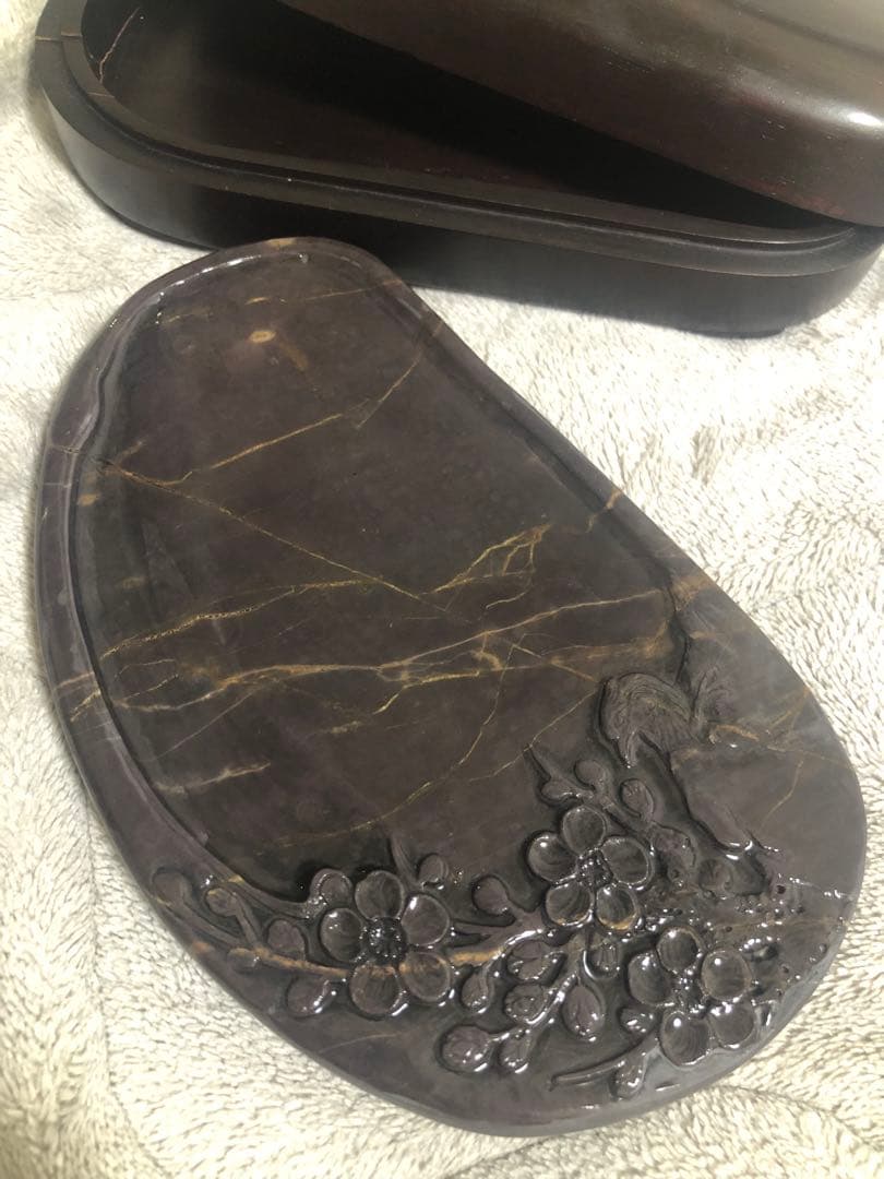 すずり 端溪硯 老坑 水巖 大西洞 金綫 五彩釘 書道用品 端渓硯 文房四寶