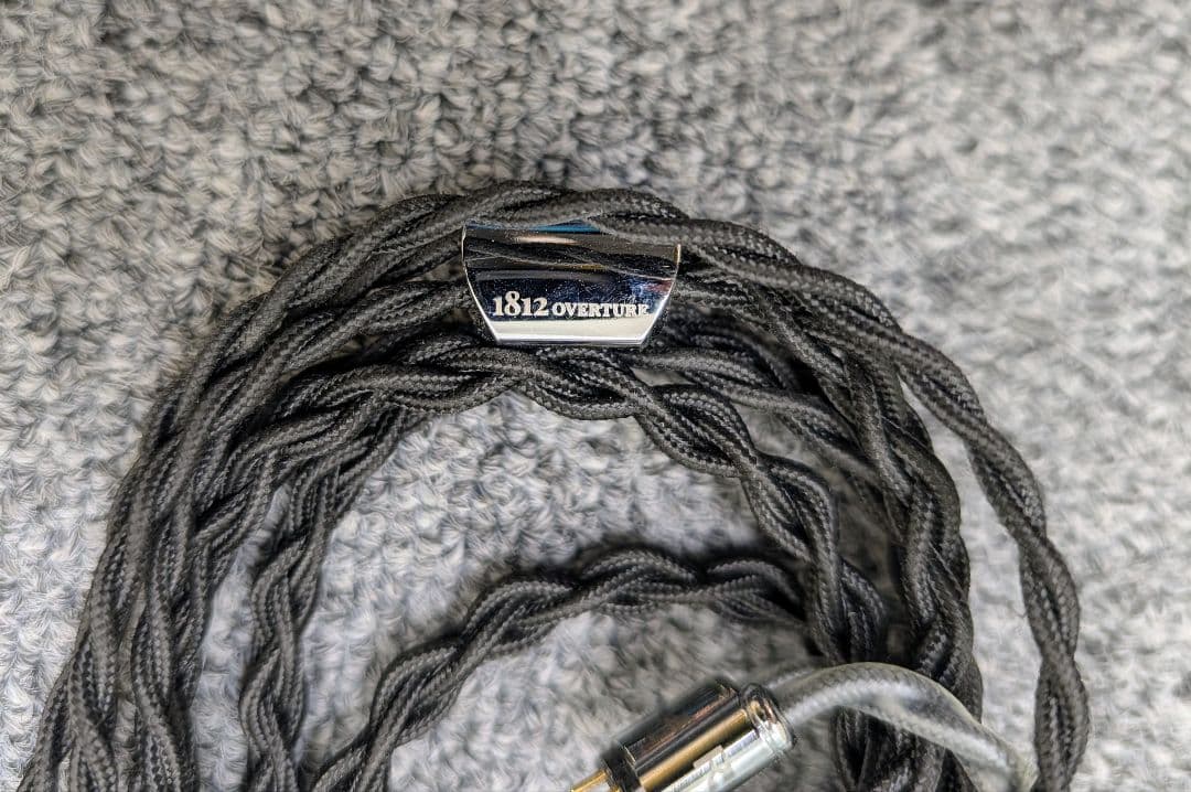 イヤホン 1812 Overture Venom Ultra