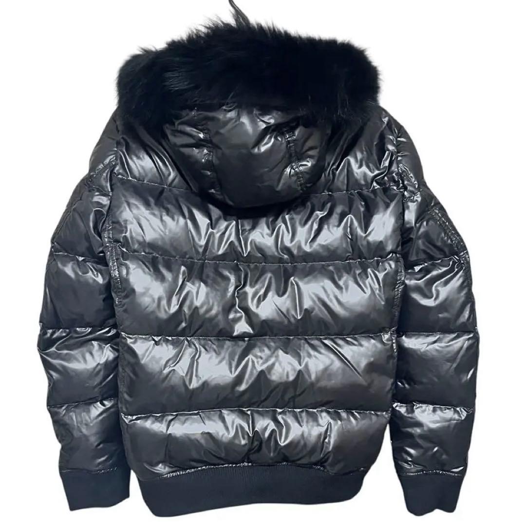 バーバリーブラックレーベル ファーダウン　ファー取り外し可　M 光沢　短丈