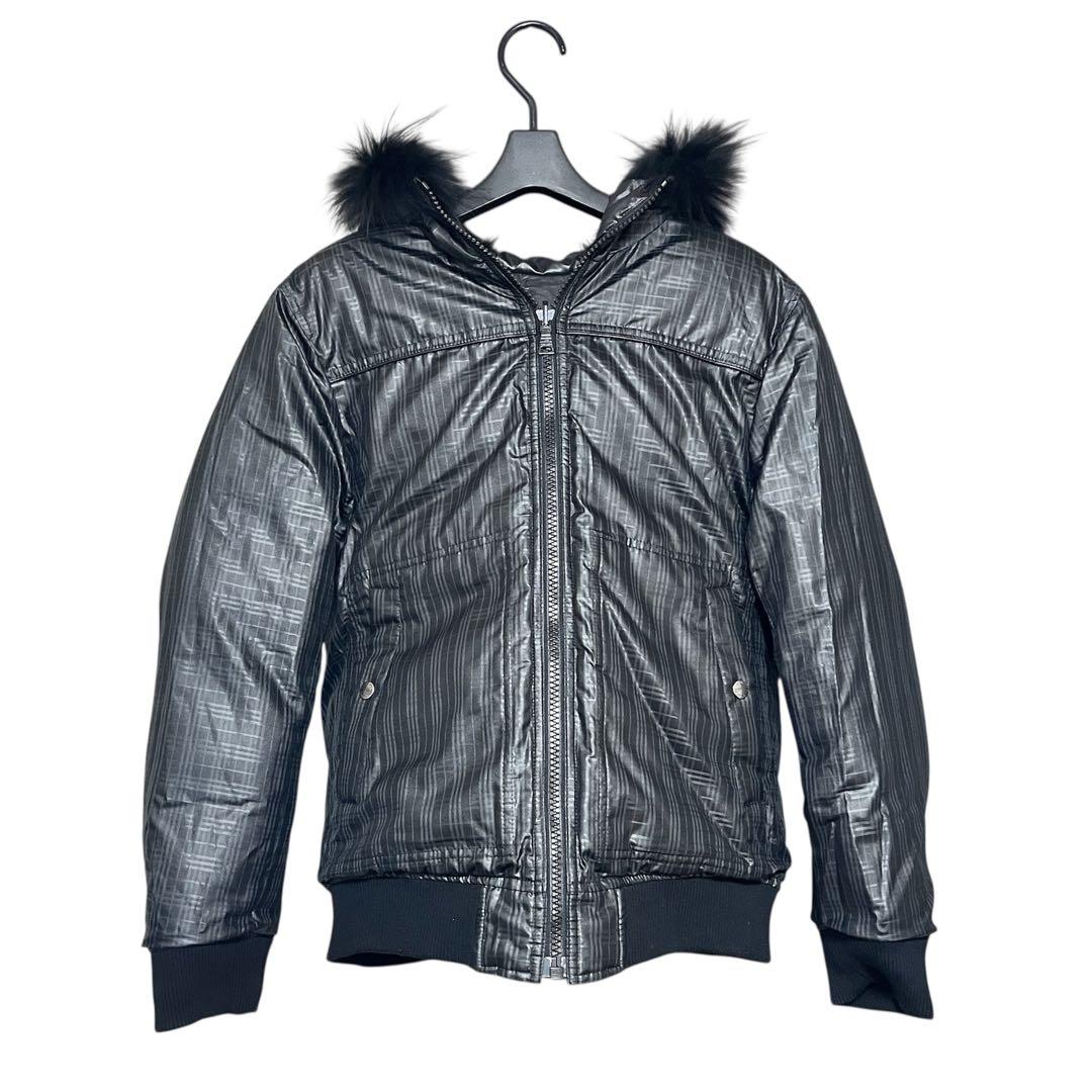 バーバリーブラックレーベル ファーダウン　ファー取り外し可　M 光沢　短丈