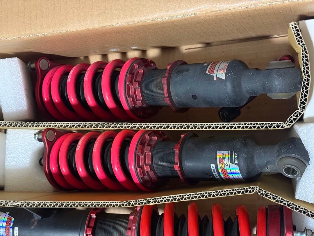 レガシィ BP5/BL5 車高調 BLITZ ブリッツ