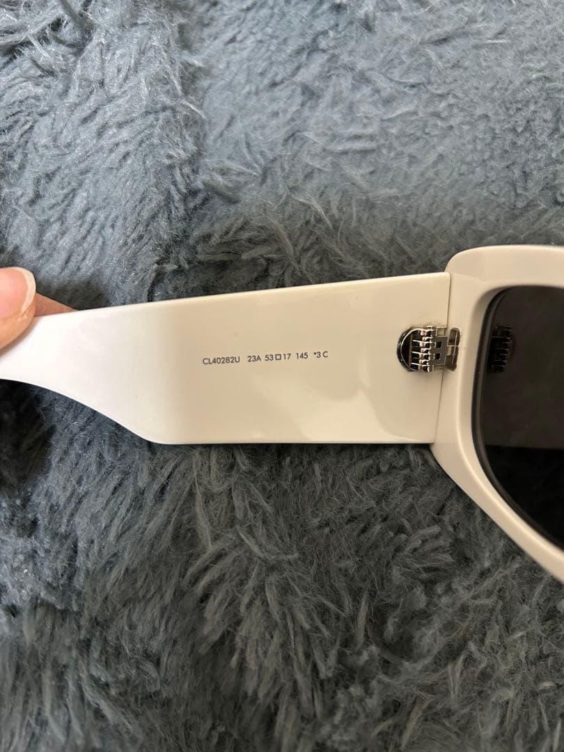 Celineサングラス