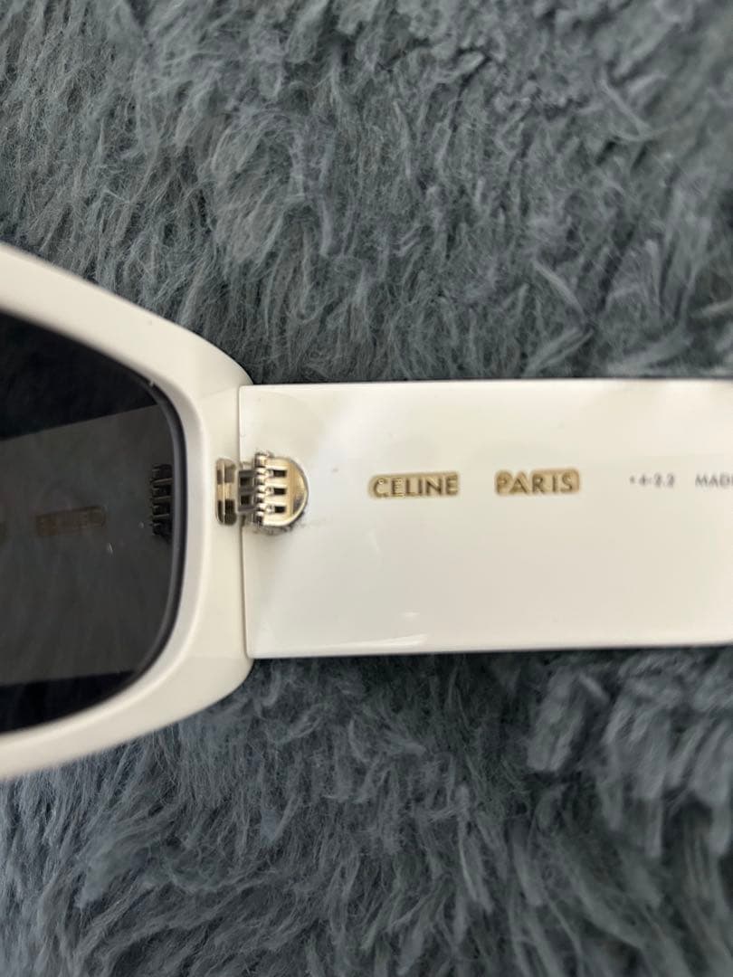 Celineサングラス