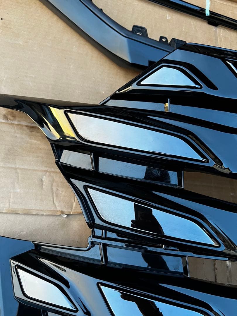 40 ヴェルファイア　純正　グリル　フロント