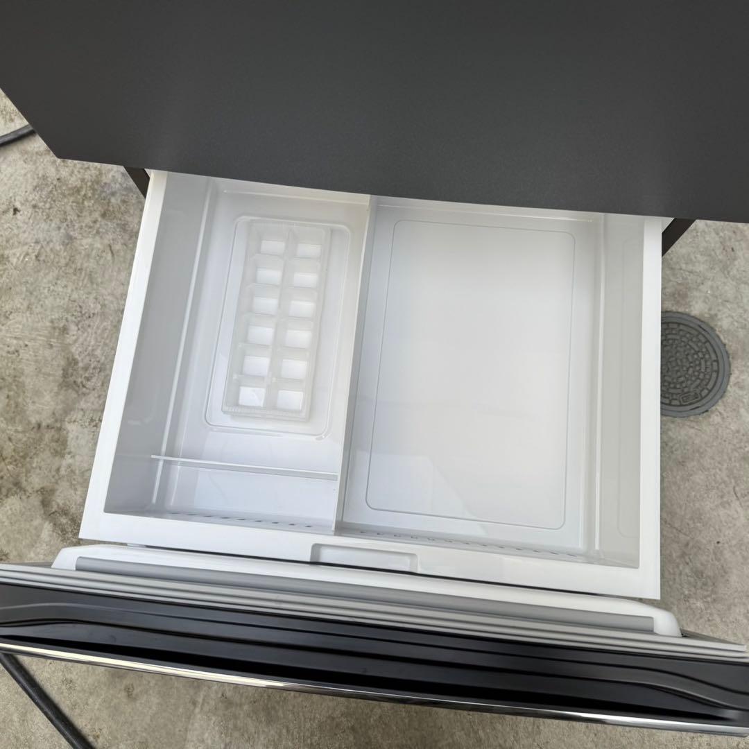 215⭐️2025年製★ほぼ新品★ハイアール　冷蔵庫　大型　3ドア　マットグレー