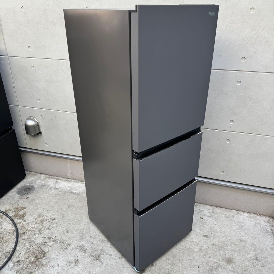 215⭐️2025年製★ほぼ新品★ハイアール　冷蔵庫　大型　3ドア　マットグレー