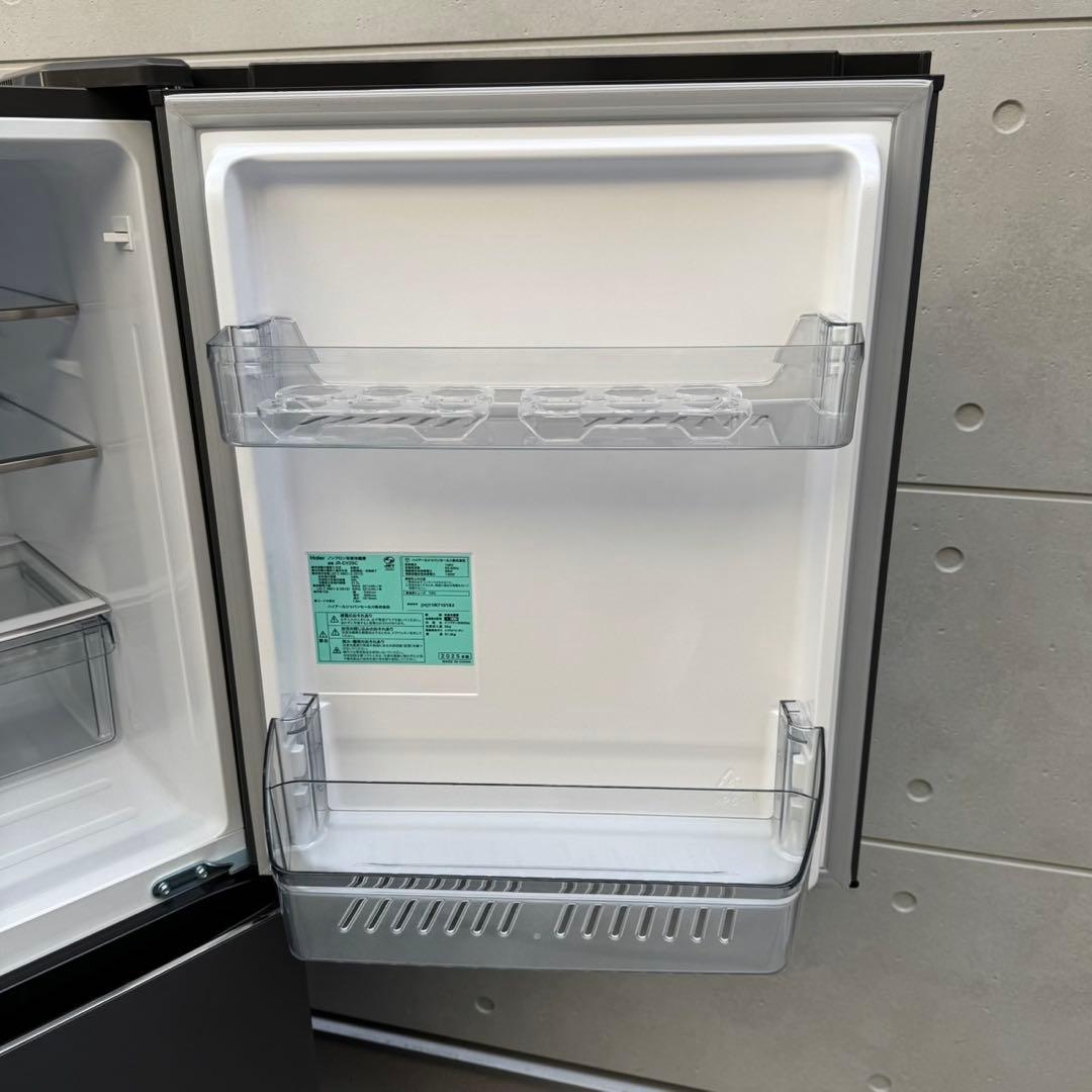 215⭐️2025年製★ほぼ新品★ハイアール　冷蔵庫　大型　3ドア　マットグレー