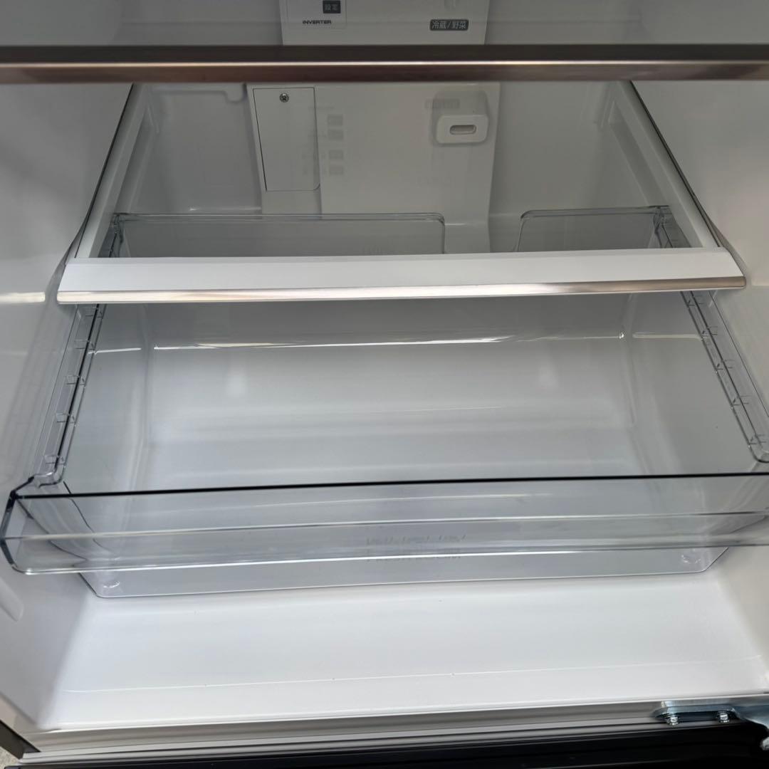 215⭐️2025年製★ほぼ新品★ハイアール　冷蔵庫　大型　3ドア　マットグレー