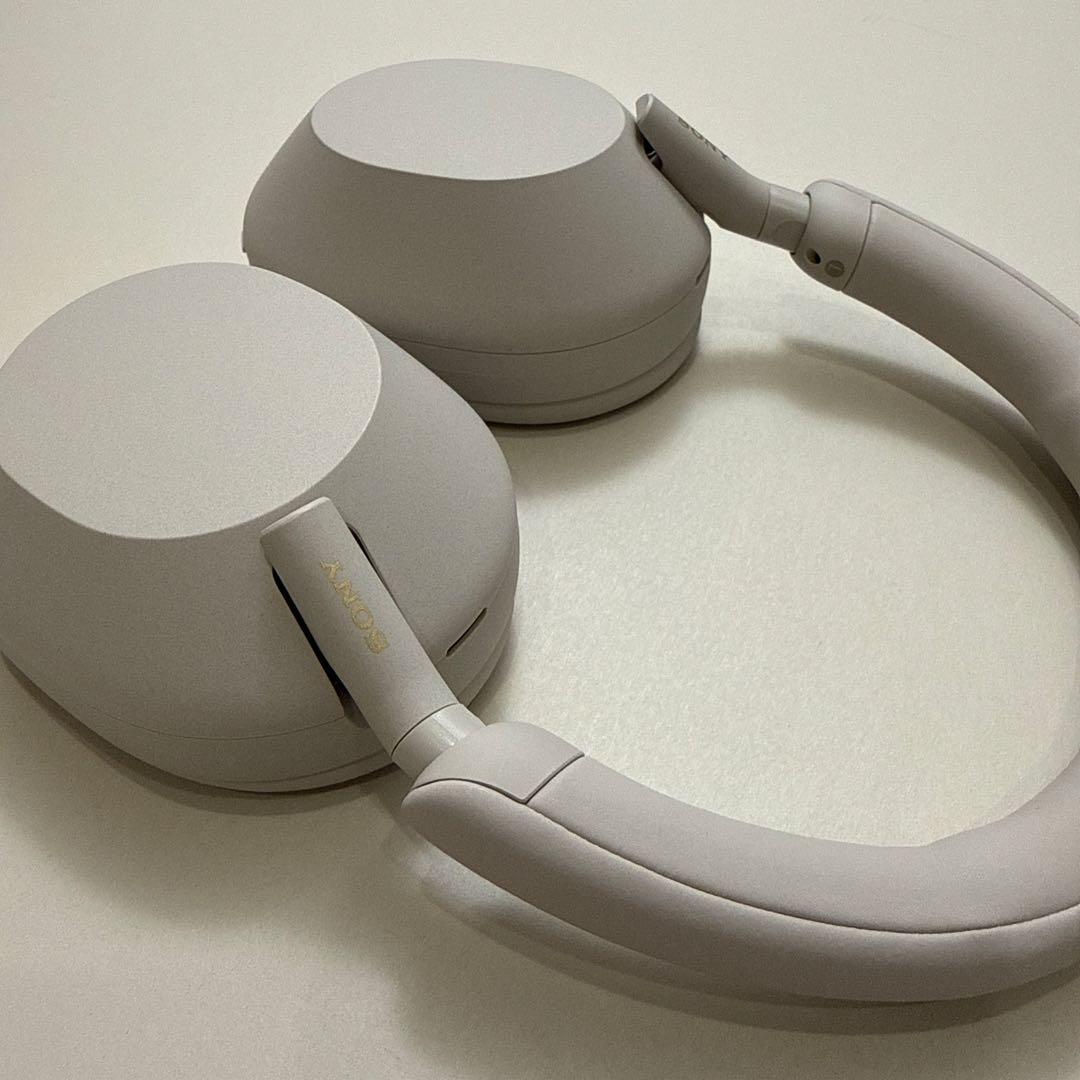 SONY ワイヤレスヘッドホンWH1000XM5 グレー