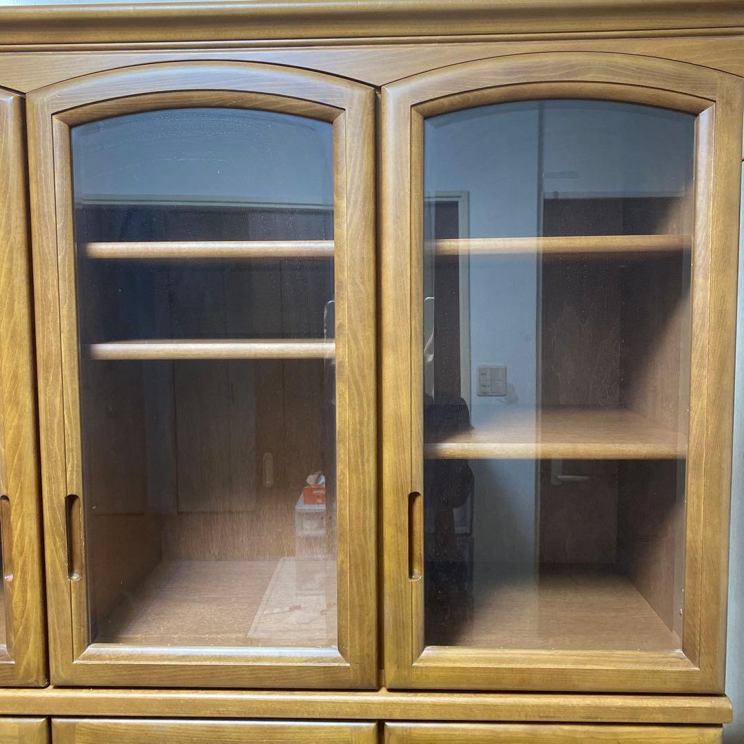 カリモク　ガラス扉付き本棚　食器棚