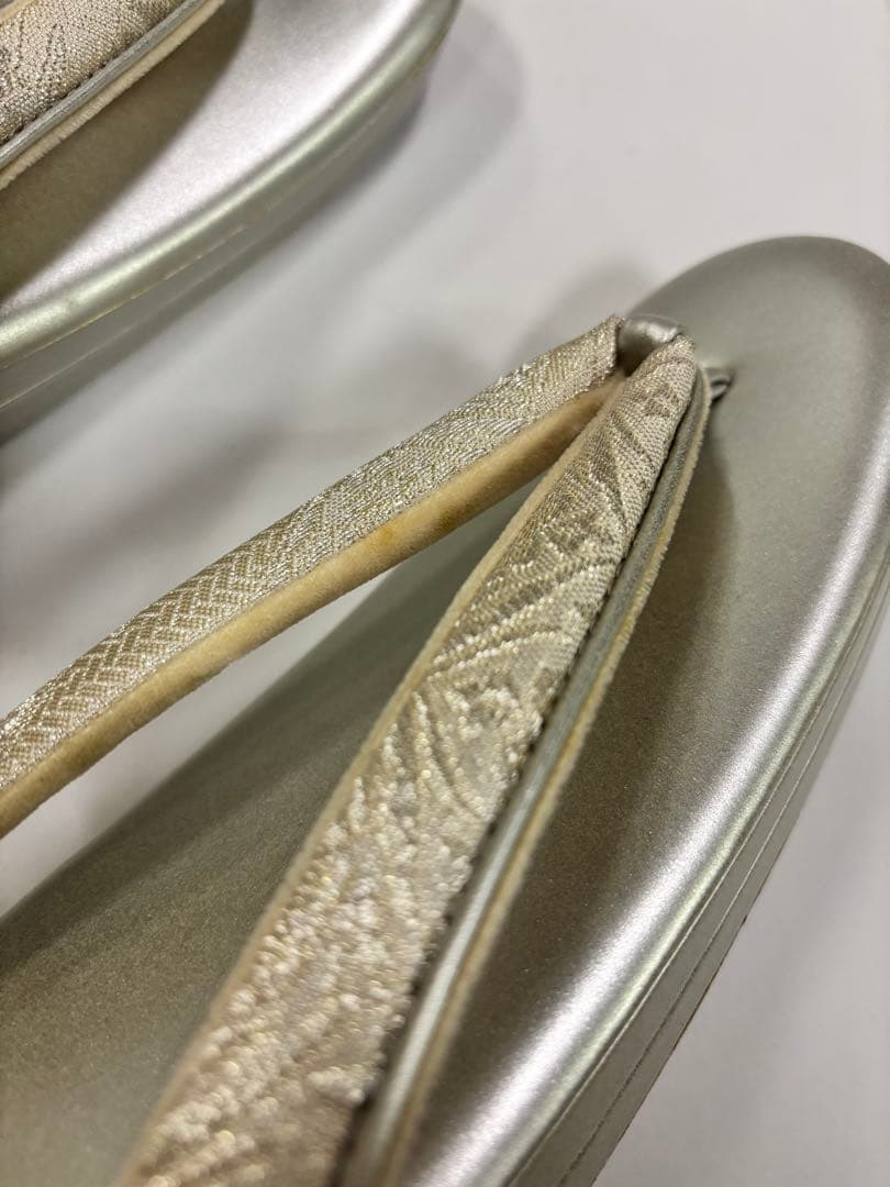 和装用草履バッグセット　シルバー系　正倉院模様　金銀　エレガント　新品　少々訳有