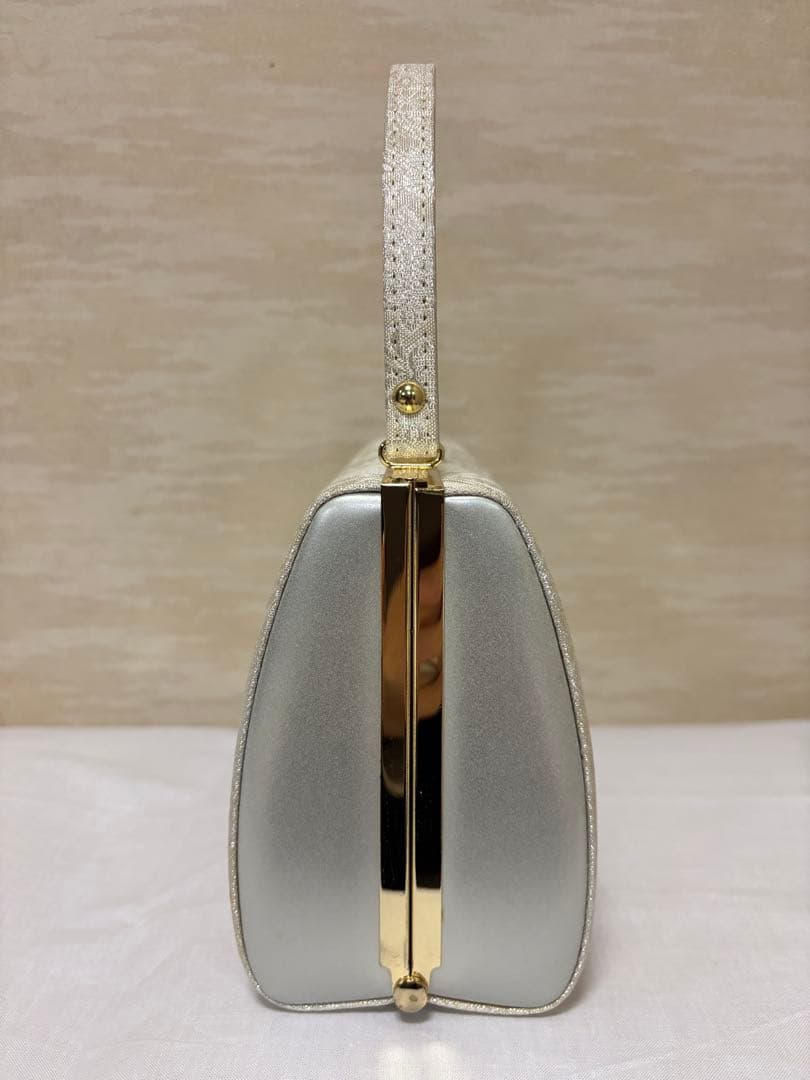 和装用草履バッグセット　シルバー系　正倉院模様　金銀　エレガント　新品　少々訳有