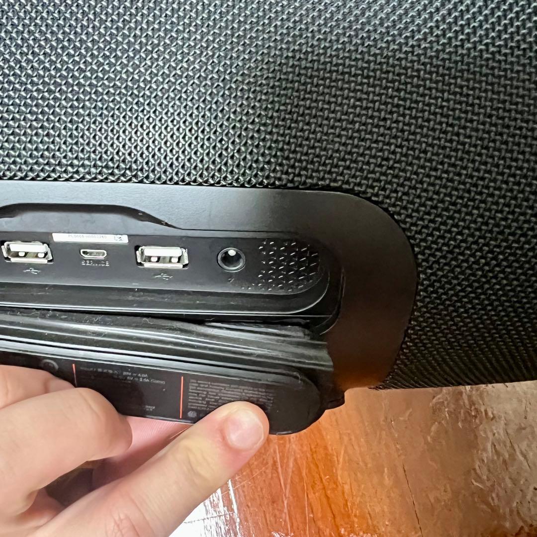 スピーカー・ウーファー JBL Boombox