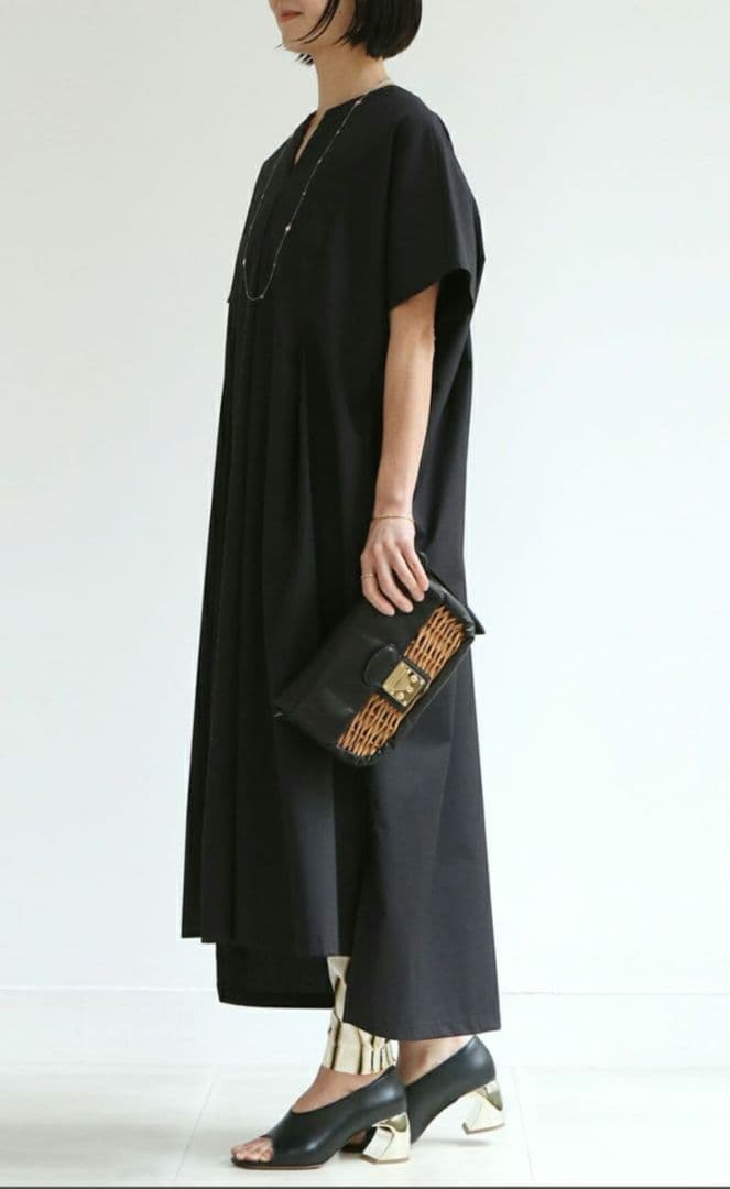 ebagos エバゴス 牛ソフト ショルダー バッグ　紅籐　レザーバッグ