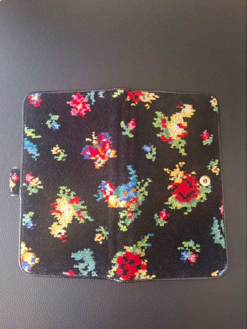 FEILER フェイラー　スマホケース　新品・未使用　箱・紙袋付き