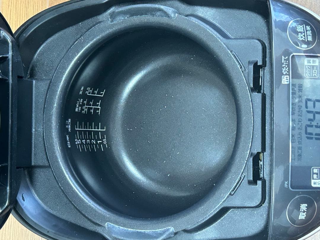 TIGER 土鍋コート釜 圧力IH炊飯器　JPK-H100 2021年製タイガー