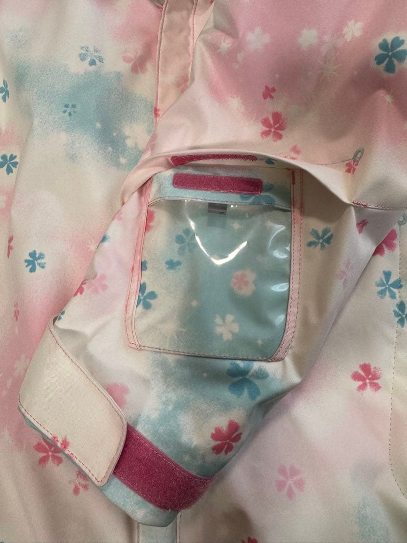 DESCENTE デサント　スキーウェア　上下セット　女の子　140