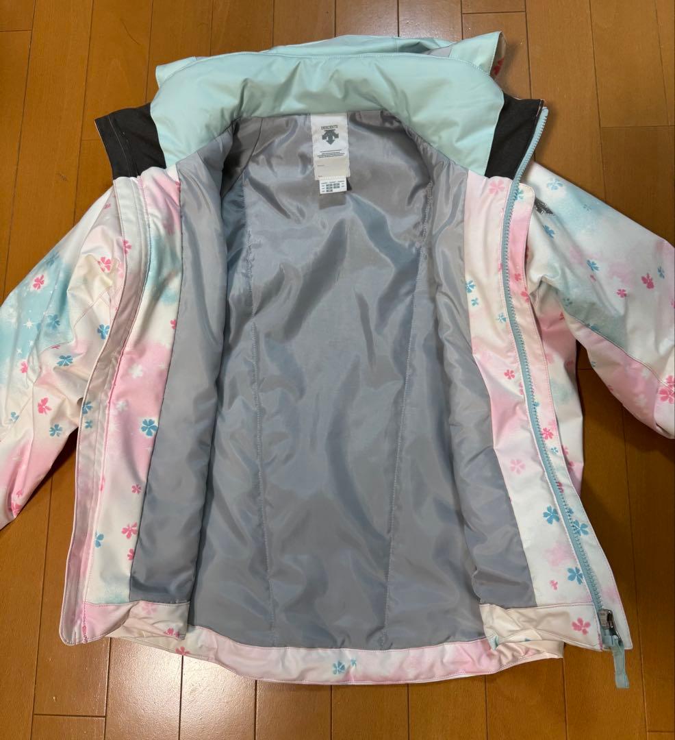 DESCENTE デサント　スキーウェア　上下セット　女の子　140