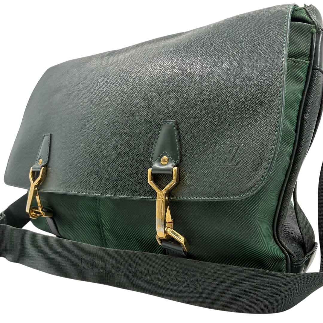 ルイヴィトン メッセンジャーバッグ メンズ デルスー エピセア タイガ