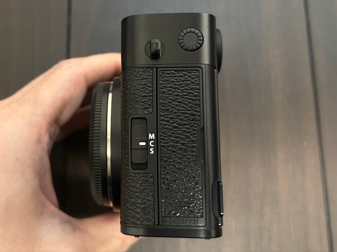 Fujifilm X-E5 ブラック+予備バッテリー&チャージャーセット保証書付