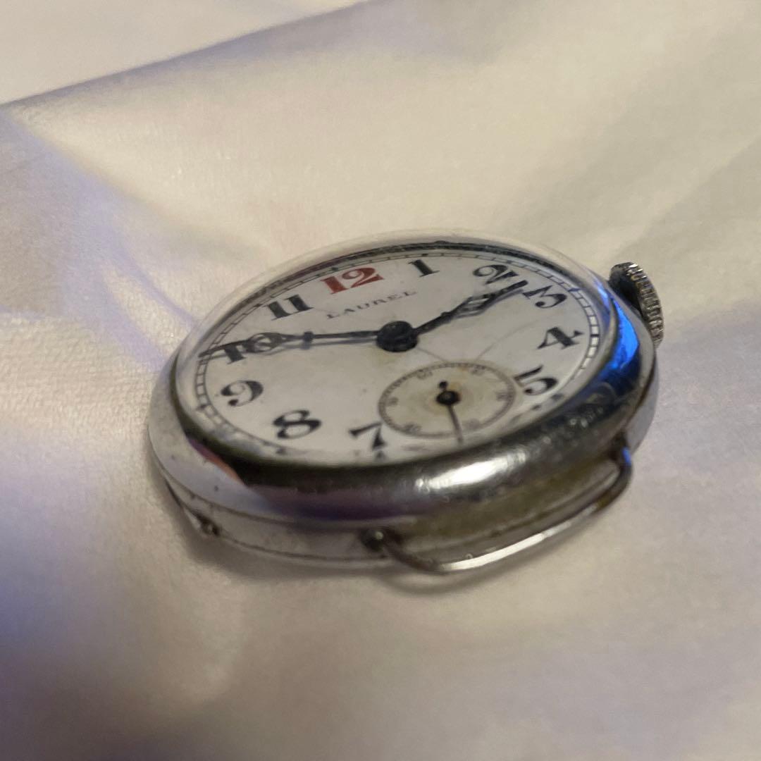腕時計レトロ　LAUREL